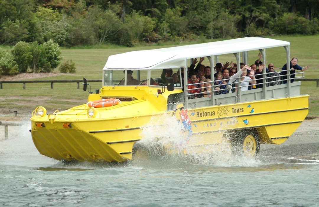 amphibious duck tour rotorua