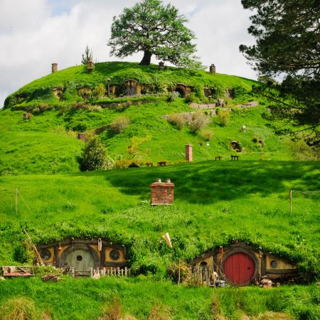 Hobbiton-Movie-Set-Tour