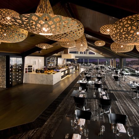 Rotorua-Superpass-Enjoy-the-evening-at-Stratosfare-Dinner-Buffet